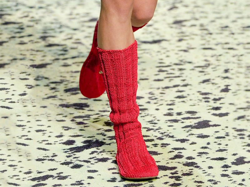 ¿Boots or socks? The bold proposal from BOTTEGA VENETA that challenges traditional footwear production