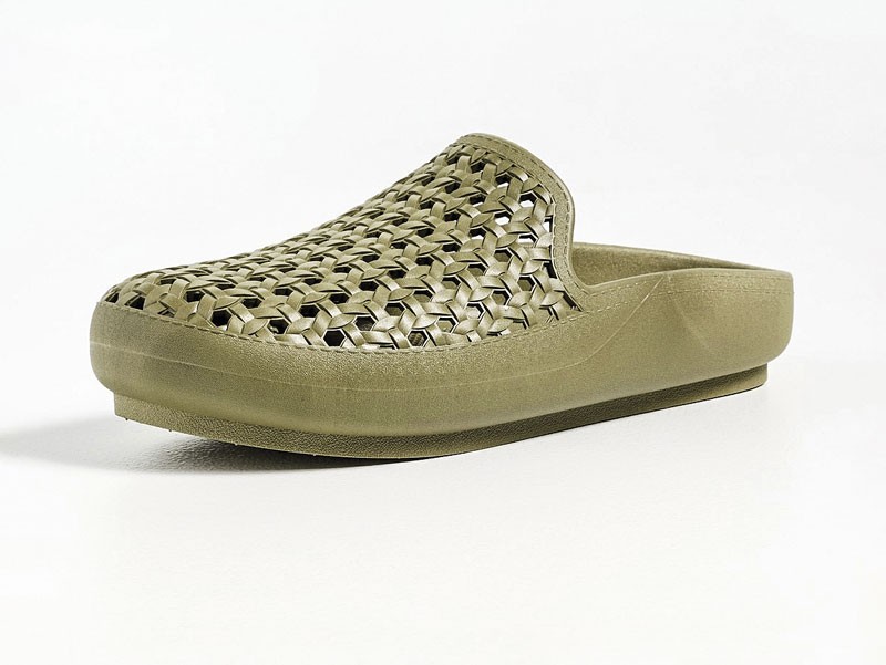 MULER MUJER CALZADO TENDENCIA PRIMAVERA VERNAO 2026 2027 SERMA167fmose3017510719_1773079662948_2-0._QL90_UX1128_.jpg Mules boho exploran tramas, redes y fibras naturales