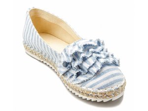 CALZADO-ZAPATO-NINOS-CERRADO555587.jpg