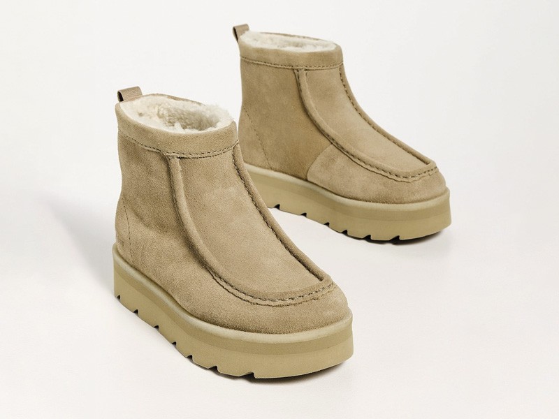 Puffer booties expand volume on the upper
