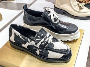 CALZADO-ZAPATO-MODA-TENDENCIA-MUJER-CLASICOS-SHOES-FOOTWEAR-FASHION-TRENDS-WOMAN-IMG_5121.jpg