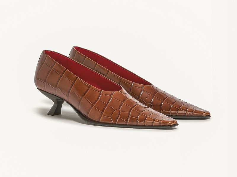 MATERIAL CROCO COCOCRILO REPTIL ANIMAL PRINT TENDENCIA CALZADO TEMPORADA OTOÑO INVIERNO 2027 SERMA 159 PUMS016504_P7839_00M88_E.jpg Los crocos recorren distintas tipologías de calzado