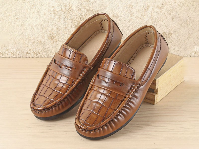 Closed children’s shoes