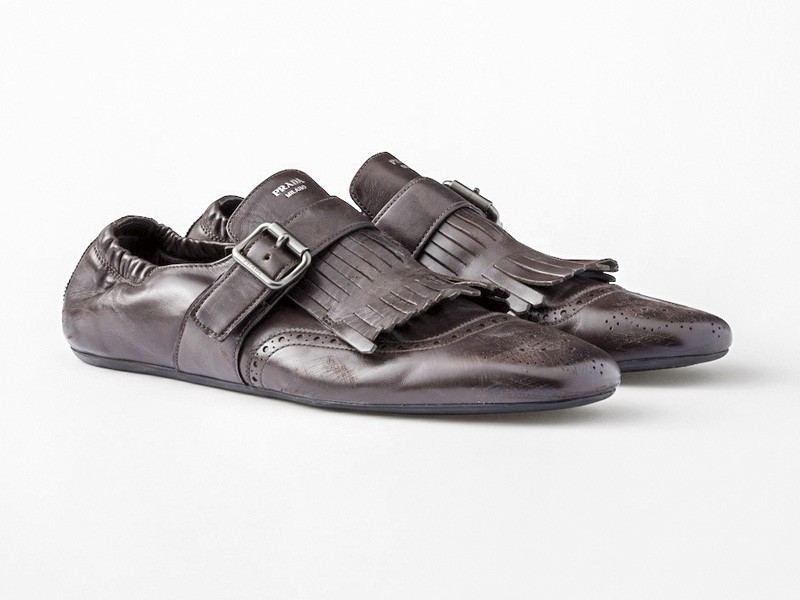 Casual/dress shoes