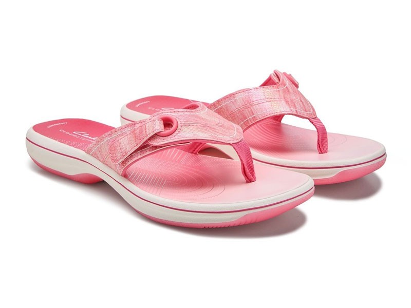 Unlimited comfort! CLARKS’ new slide/flip-flop 