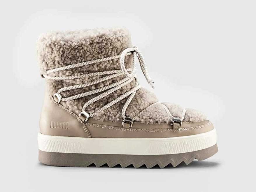 LATEST FASHION! Shearling shoes: the lambskin shoes that are trending in Europe