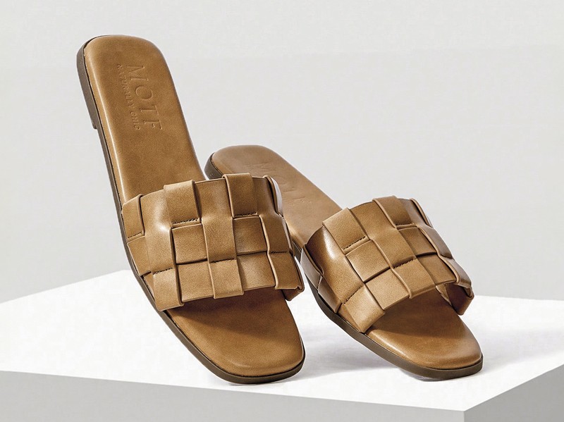 Chanclas entretejidas