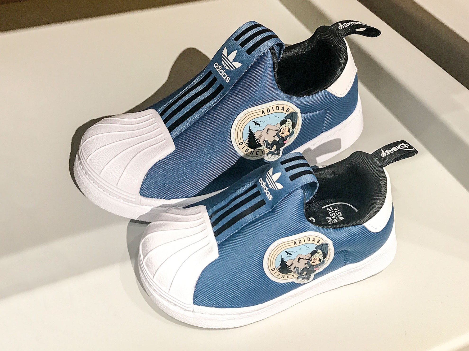 Zapatos y zapatillas