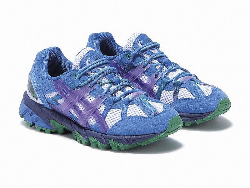 Sports sneakers