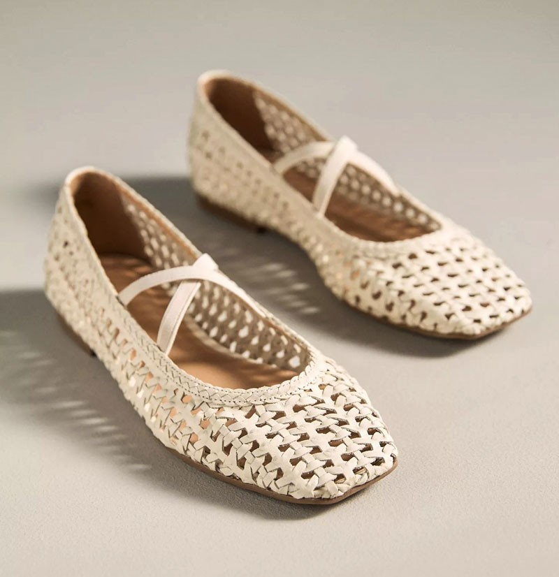 Squared toes. SERMA previews | Footwear fashion spring–summer 2026/27: goodbye chunky, welcome slim!