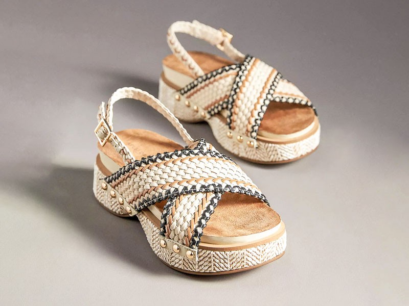 Platform sandals