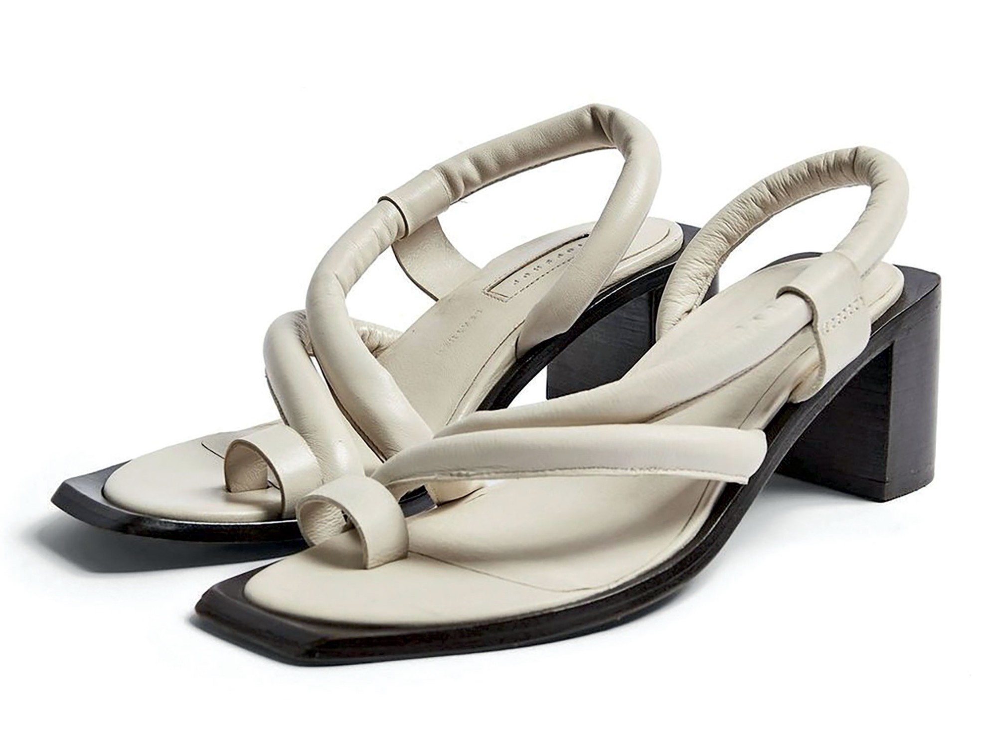 HIGH FLIP FLOPS SANDALS: Freedom and elegance for the feet