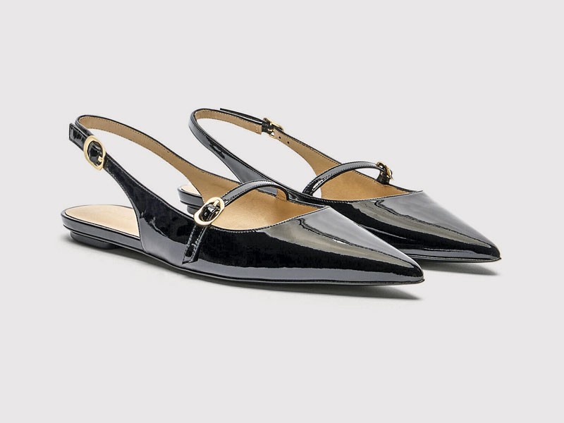 Slingback femeninos afinan puntas, brillo y talones