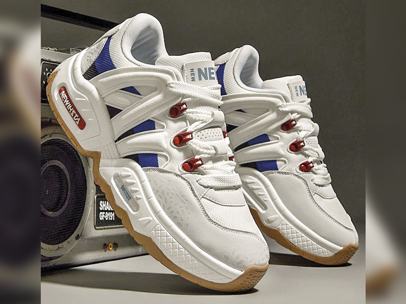 Urban Sports Sneakers