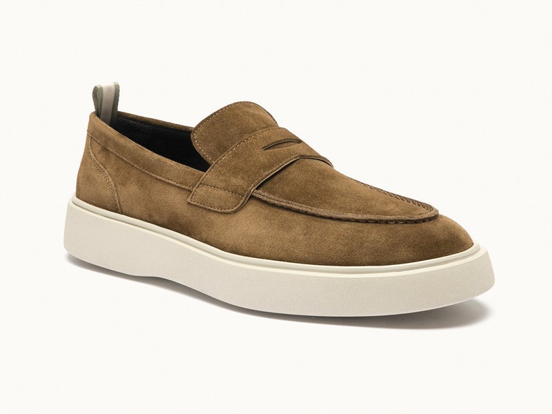 Soft classic moccasins