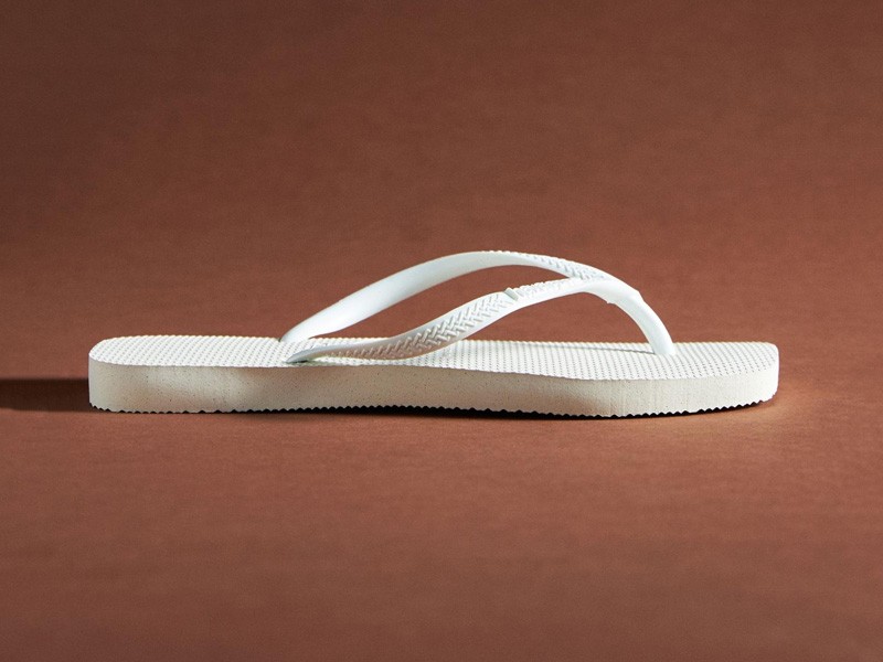 HAVAIANAS gets a makeover! Introducing square toe-ends!