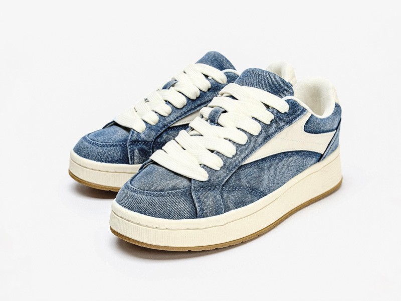 Skate footwear with vulcanized soles and low profiles