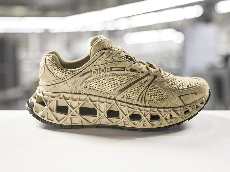 Fashion sneakers