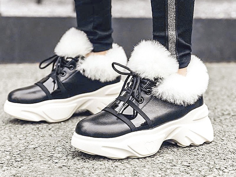 Lace-up flat booties