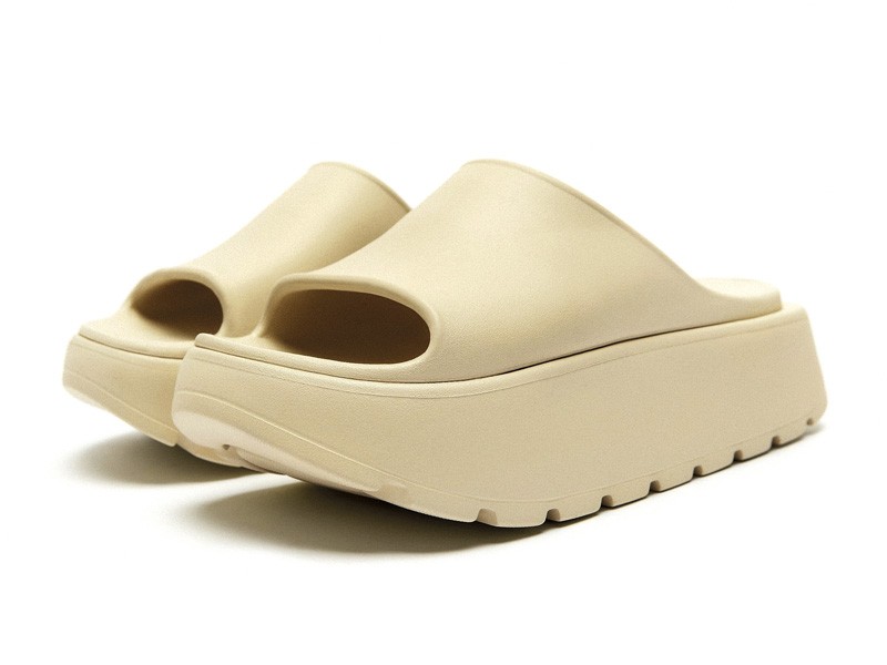 Chanclas / sandalias bajas