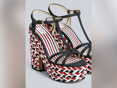 thom-browne-grosgrain-block-platform-sandal_13253772_15785245_1920.jpg