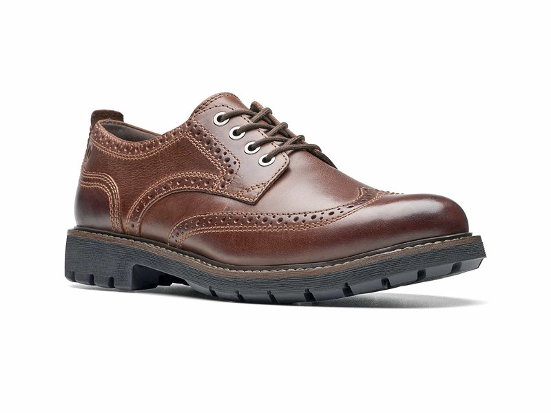 Lace-up dress shoes