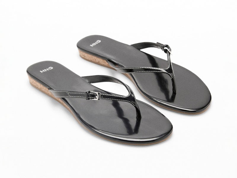 Flip-flops: minimal delicacy