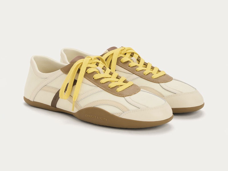 SNEAKERS CLASICAS MUJER CALZADO TENDENCIA PRIMAVERA VERNAO 2026 2027 SERMA1672026-L2-CK1-71650027-09-3.jpg Sneakers slim afinan perfiles con suelas bajas