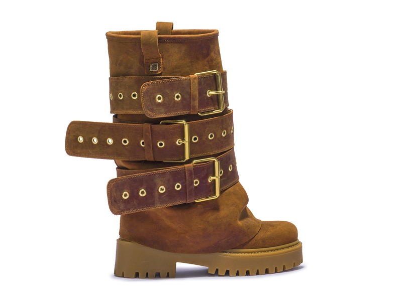 They are taking Europe by storm! The slouchy boots boom