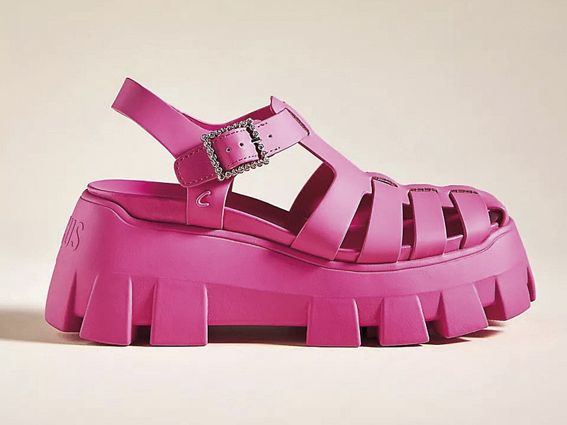 Platform sandals 