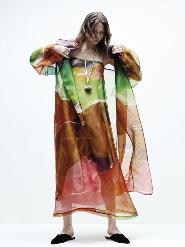 MULER MUJER CALZADO TENDENCIA PRIMAVERA VERNAO 2026 2027 SERMA167herbert-levine-brown-home-body.jpg Boho mules explore weaves, nets and natural fibers
