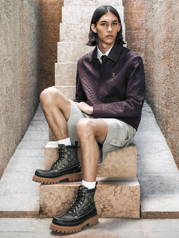 Men’s urban ankle boots in suede with chunky sole volume