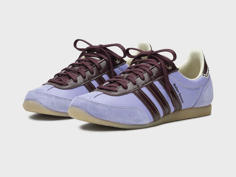 Retro futsal-inspired footwear as urban sneakers