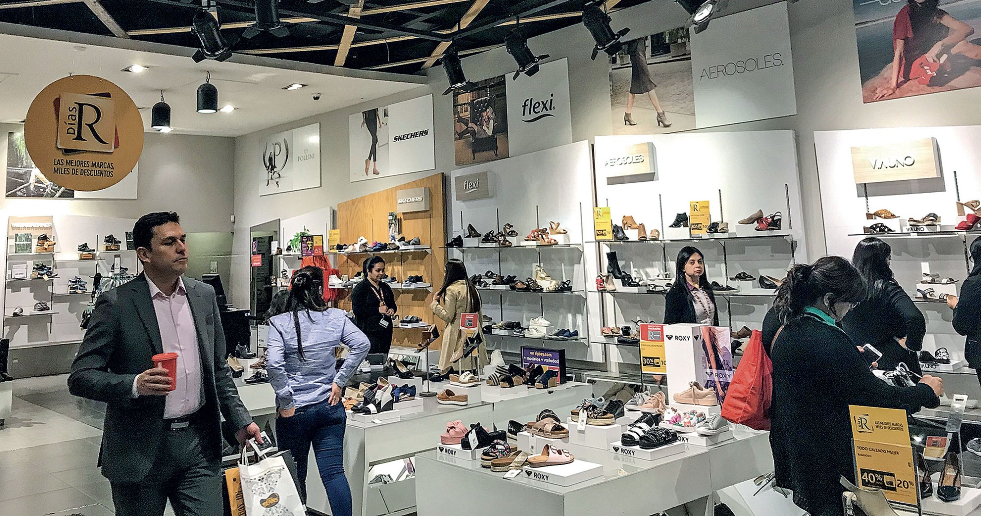 FOOTWEAR in CHILE: sales fell 90% and factories disappeared