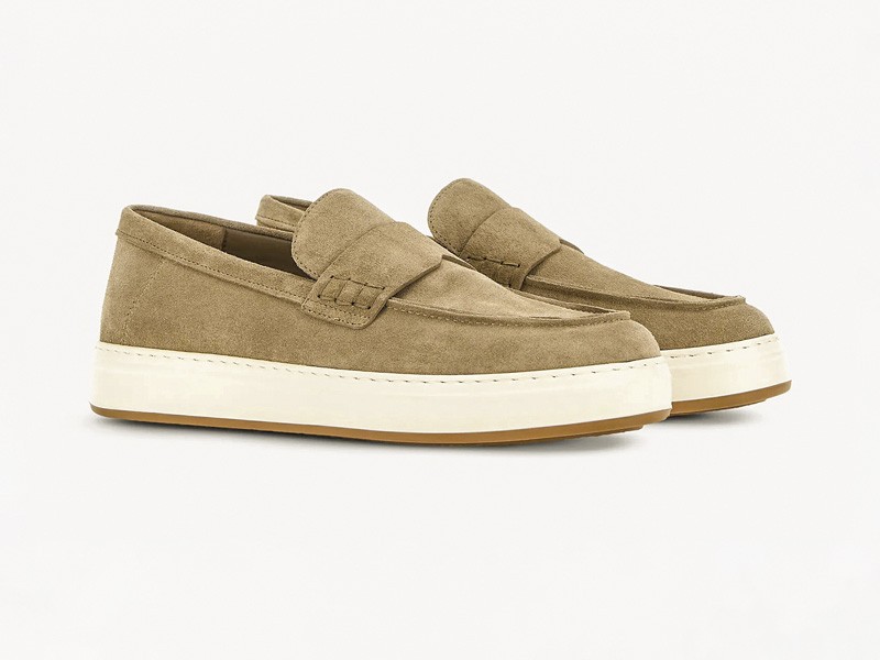 MOCASINES MSPORT HOMBRE CALZADO TENDENCIA PRIMAVERA VERNAO 2026 2027 SERMA167HXM6680GB50BTMC808-03.jpg Mocasines sport actualizan suelas, color y capelladas blandas
