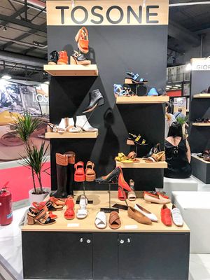 Argentinean footwear and leathergoods manufacturers exhibited at MICAM in Italy