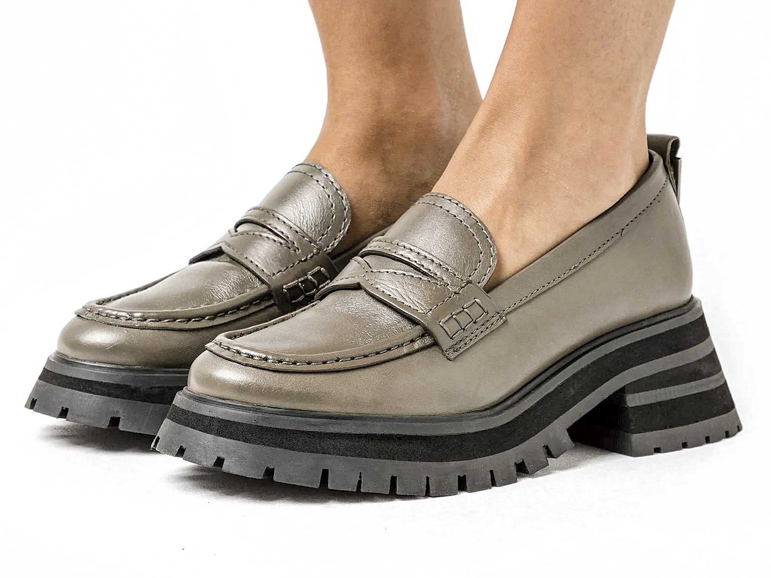 Mocasines bajos: Con detalles para diferenciarse