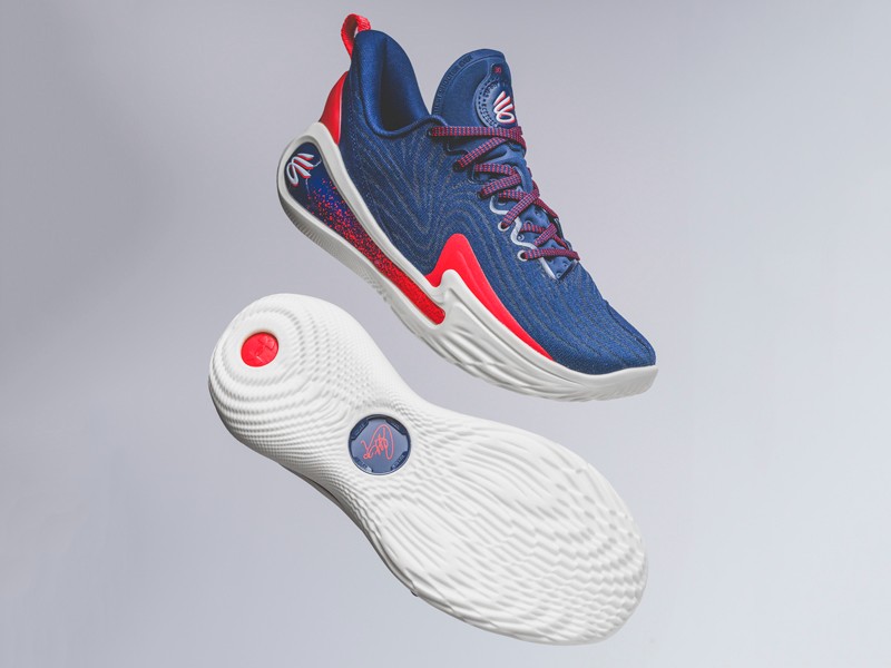 Futuristic and winning: the new CURRY x UNDER ARMOUR sports sneaker