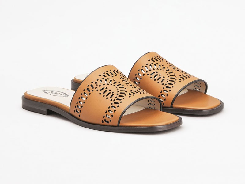 Flat Slides / Sandals