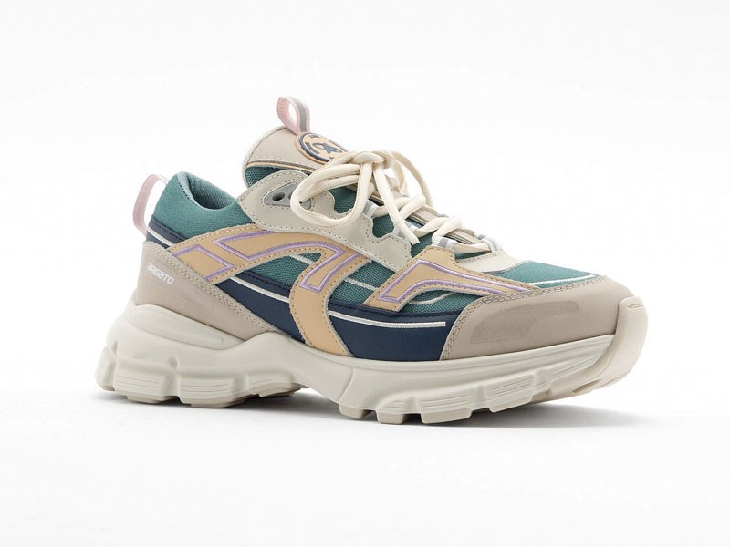 Urban sports sneakers