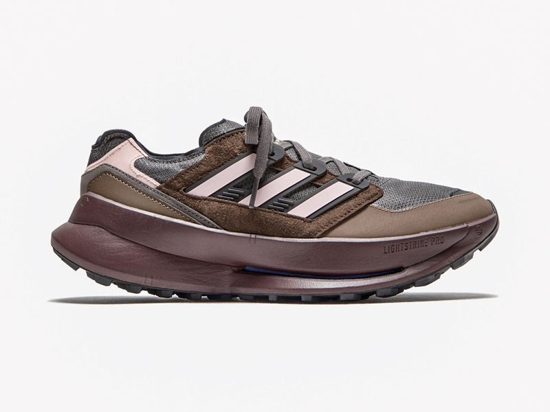 Sports sneakers