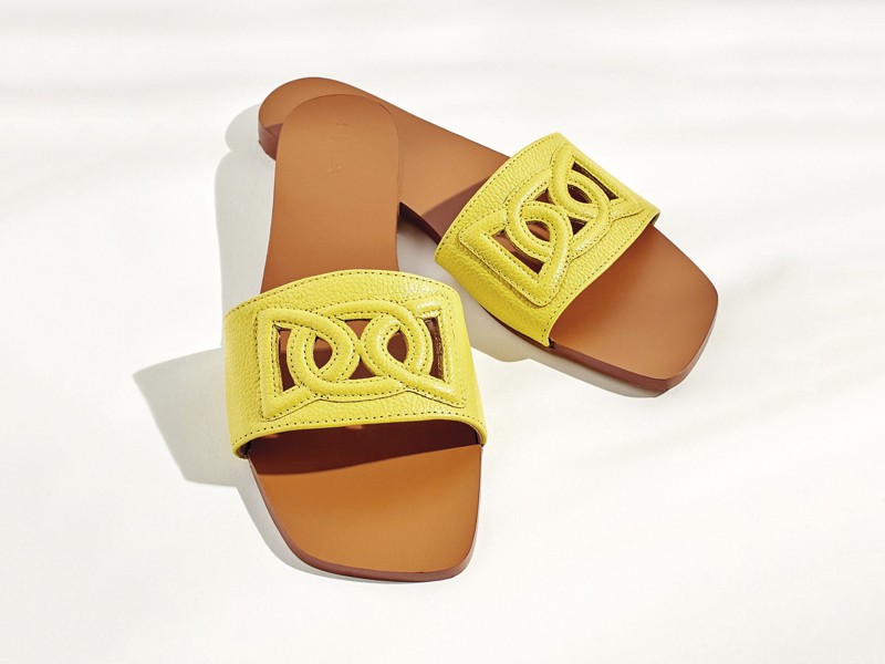 Flat slides / sandals