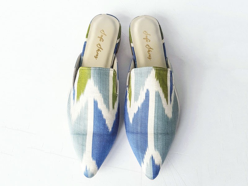 Flat Mules