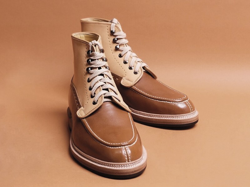 Lace-up dress booties