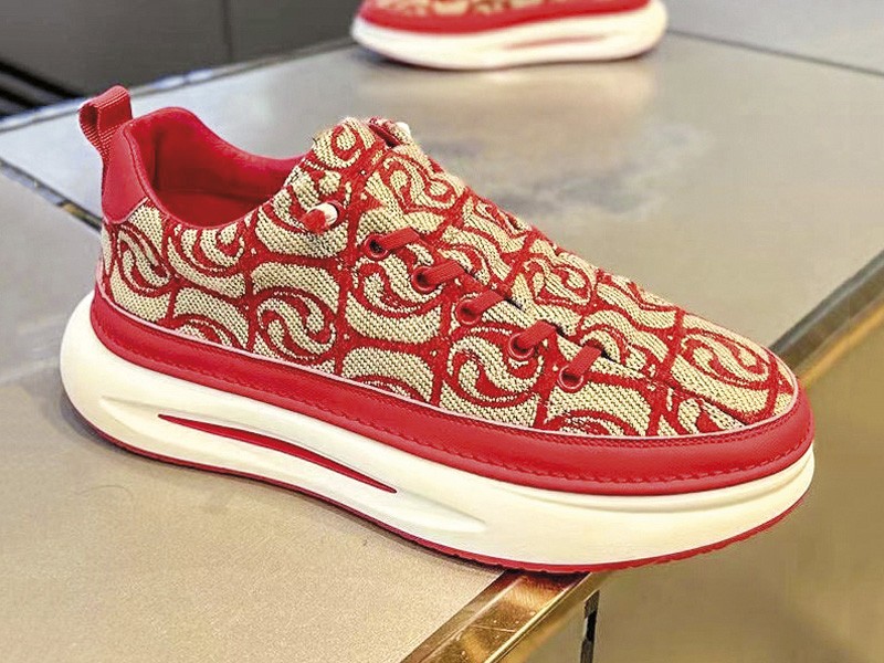 Fashion sneakers