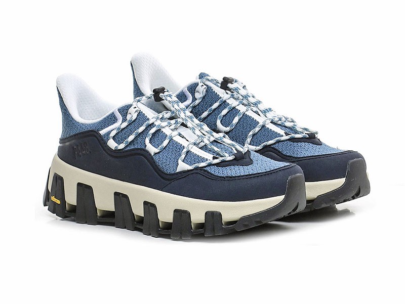 Urban sports sneakers