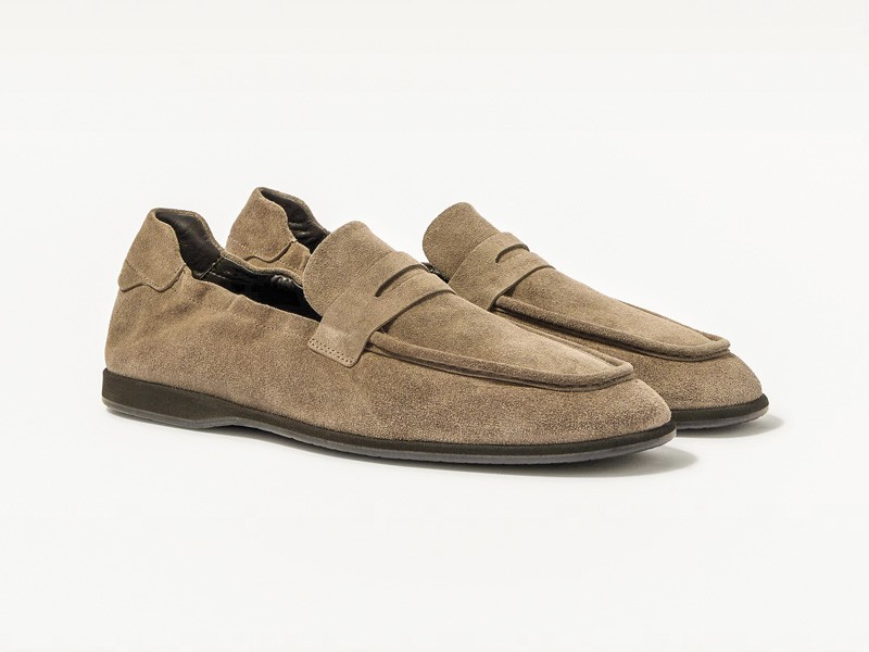 MOCASINES MSPORT HOMBRE CALZADO TENDENCIA PRIMAVERA VERNAO 2026 2027 SERMA167P01163345_d2.jpg Mocasines sport actualizan suelas, color y capelladas blandas