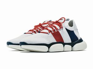 CALZADO-ZAPATO-HOMBRE-SNEAKERS-PRIMAVERA-VERANO-FOOTWEAR-SHOES-MAN-SPRING-SUMMER-SERMA-Moncler_The_Bubble_Sneaker_White_Blue_Red__0740.progressive.jpg