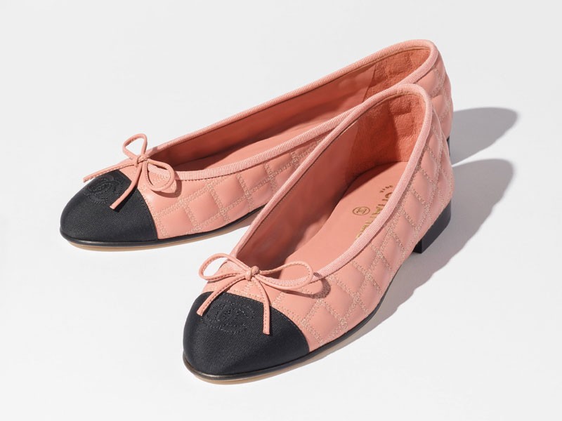 CHANEL ballerina flats: Sobriety and elegance for the upcoming summer