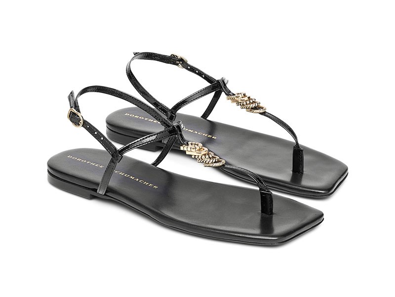 Flip-flops: minimal delicacy